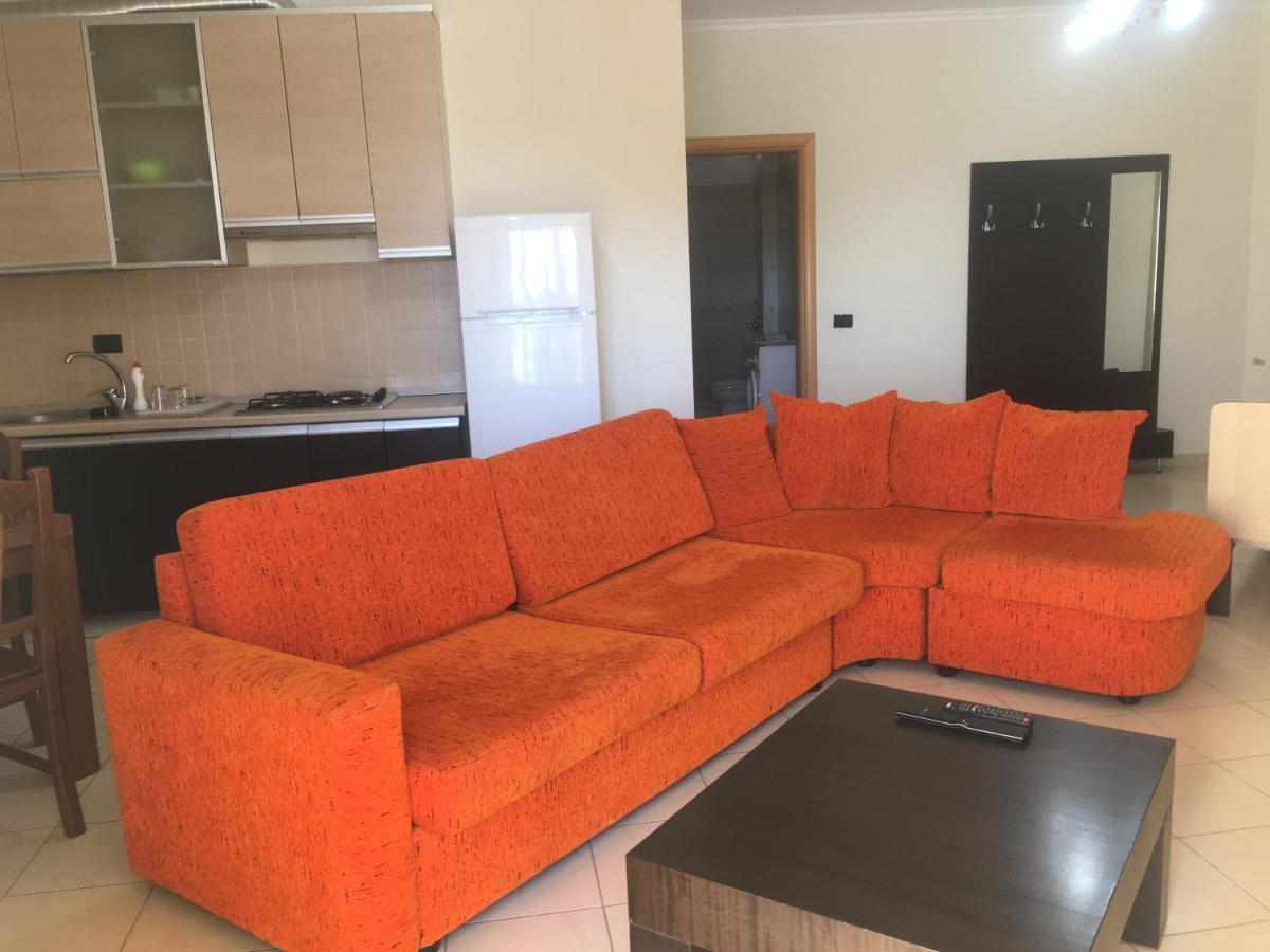 Agetina'S Apartaments Vlorë Εξωτερικό φωτογραφία