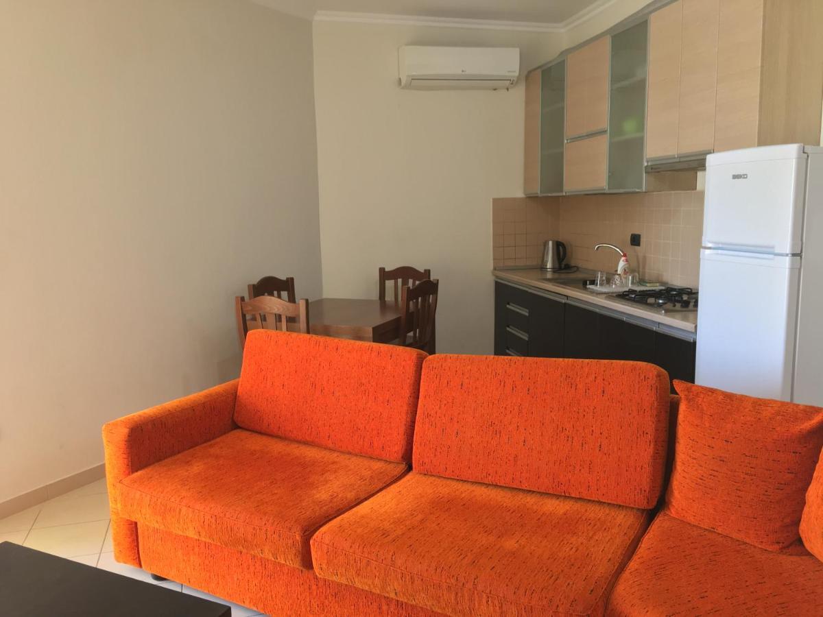 Agetina'S Apartaments Vlorë Εξωτερικό φωτογραφία