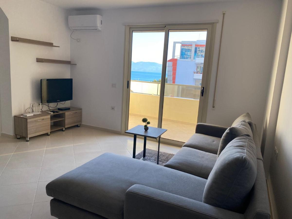 Agetina'S Apartaments Vlorë Εξωτερικό φωτογραφία