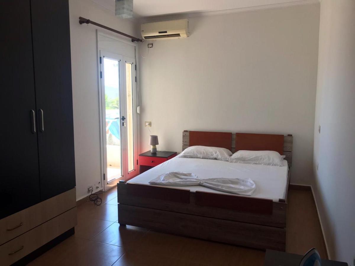 Agetina'S Apartaments Vlorë Εξωτερικό φωτογραφία