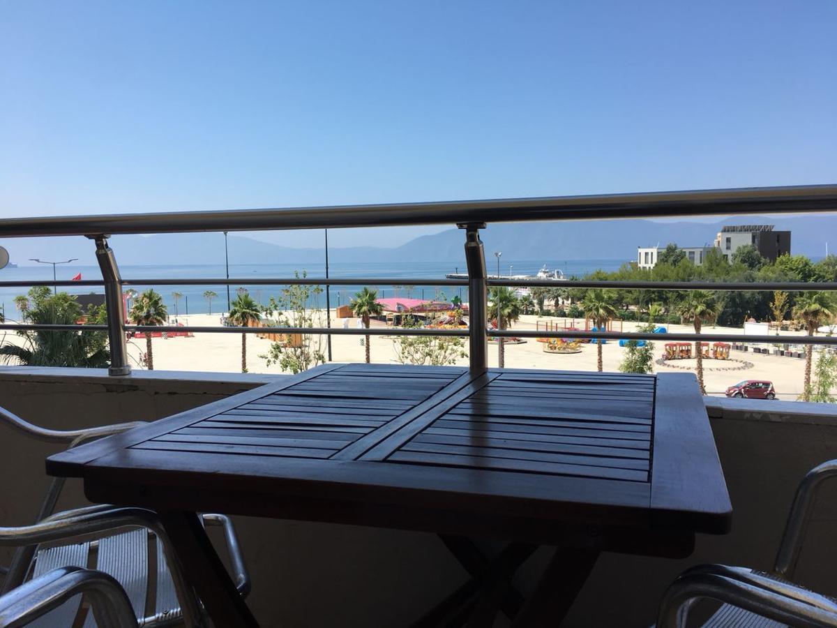 Agetina'S Apartaments Vlorë Εξωτερικό φωτογραφία