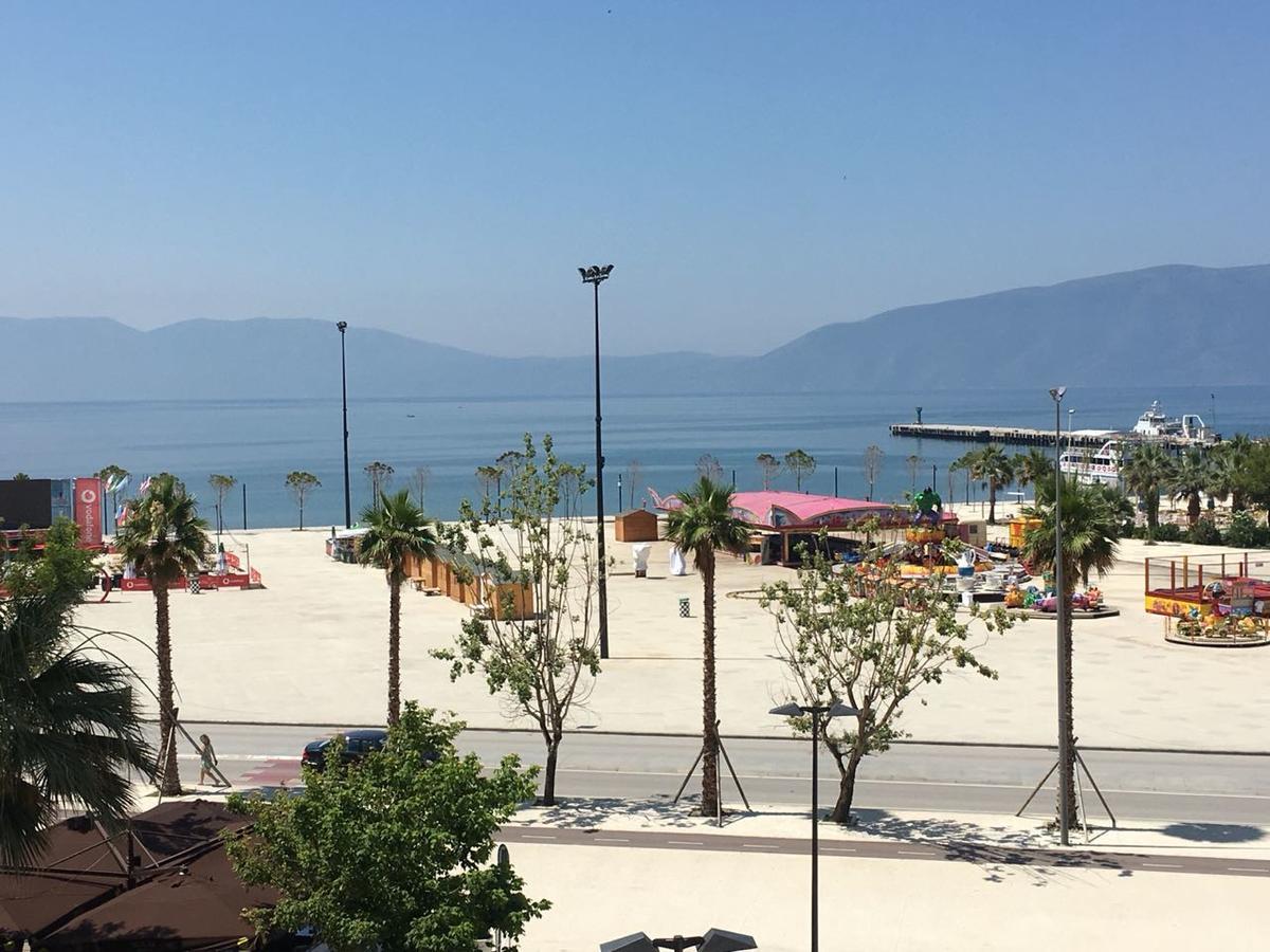 Agetina'S Apartaments Vlorë Εξωτερικό φωτογραφία