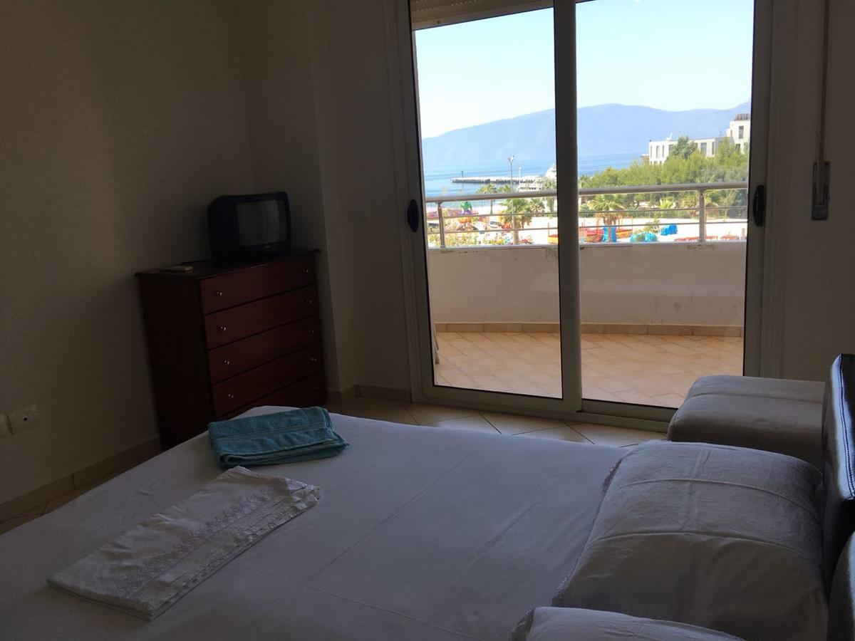 Agetina'S Apartaments Vlorë Εξωτερικό φωτογραφία