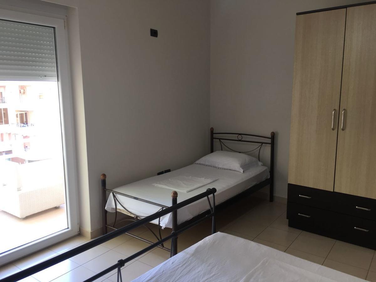 Agetina'S Apartaments Vlorë Εξωτερικό φωτογραφία